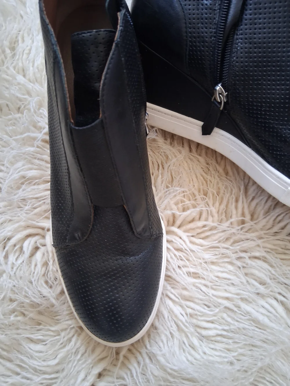 Paolo black leather